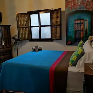 Del Rosario Antigua